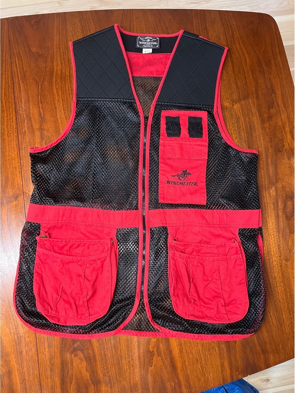 Winchester Trap Shooting Vest Red Black Mesh Padded Mens L